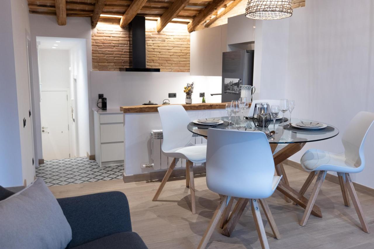 Niu Del Sol Apartman Vic Kültér fotó