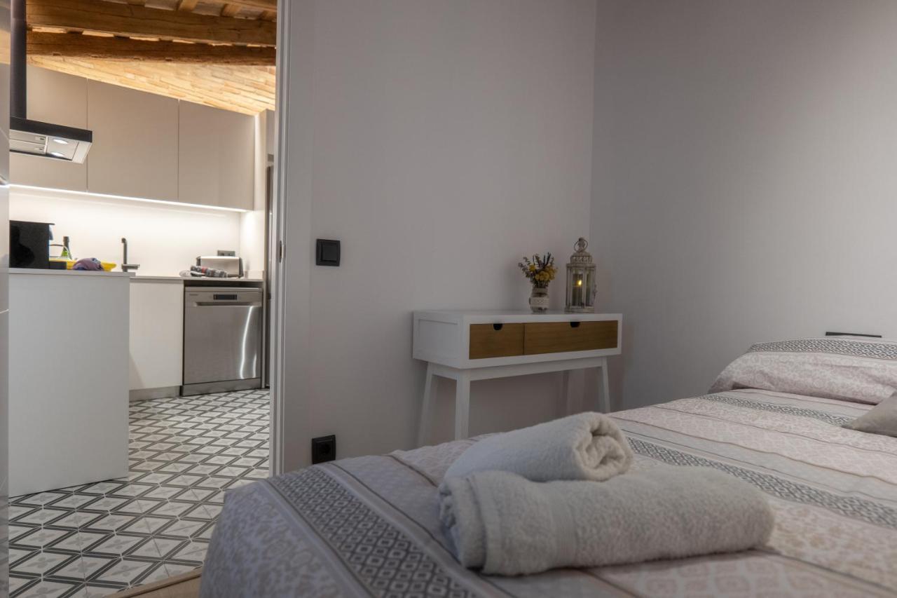 Niu Del Sol Apartman Vic Kültér fotó